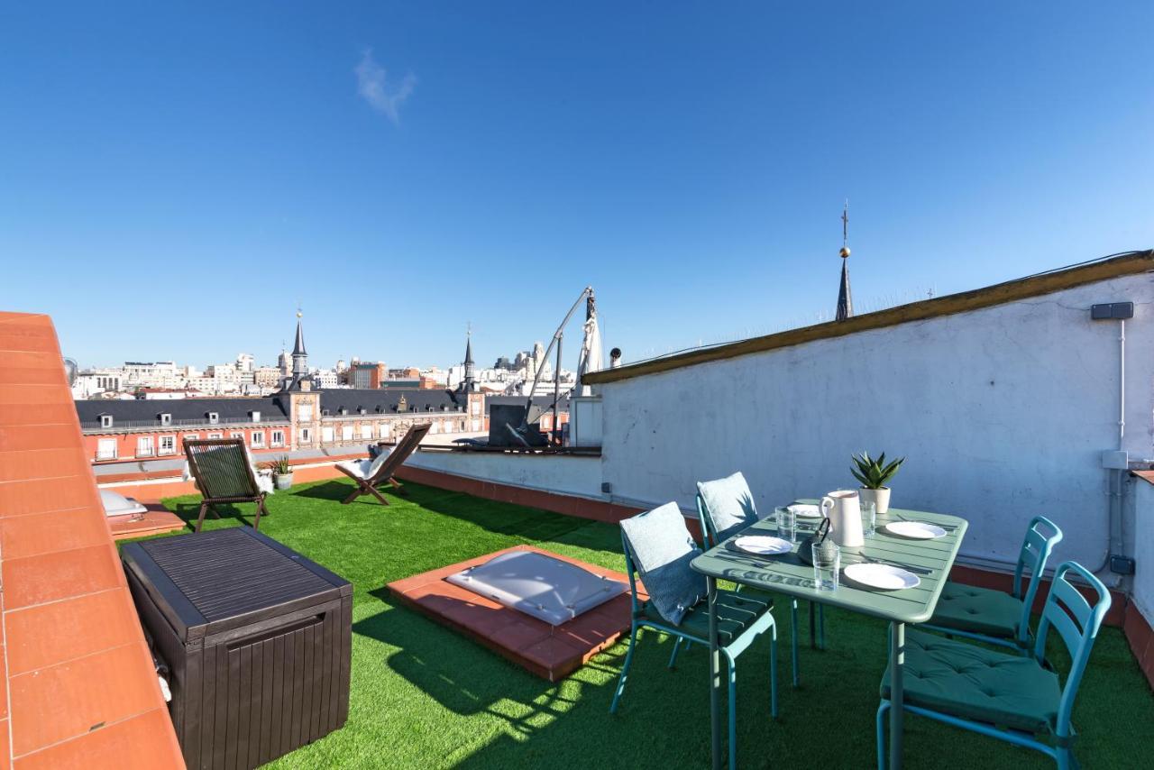 Historic Penthouse Plaza Mayor In Madrid Exterior foto